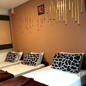 Tai Hotell
