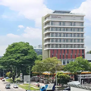 4* Hotel Aqueen Paya Lebar