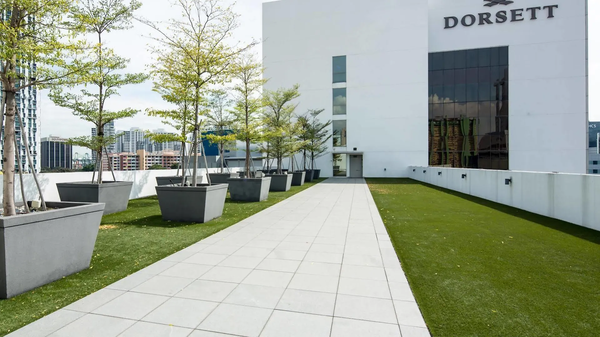 Dorsett Singapore - Newly Refurbished 4*,